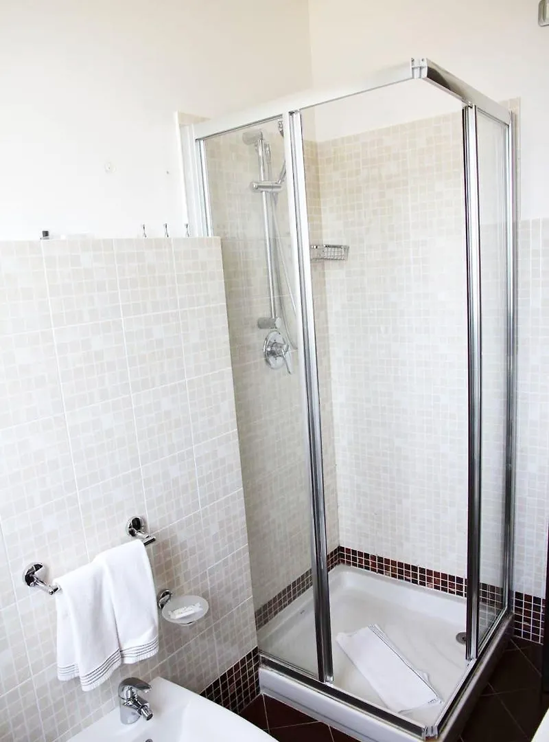 Hotel Al Ritrovo Castelluzzo 3*,  Italia